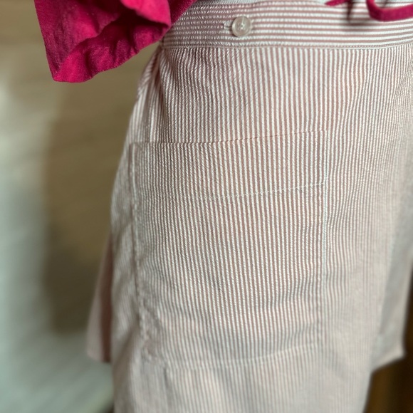 90s Seersucker Liz Tennis Athletic Tennis Skirt with Embroidered Tennis Rackets - Picture 5 of 9